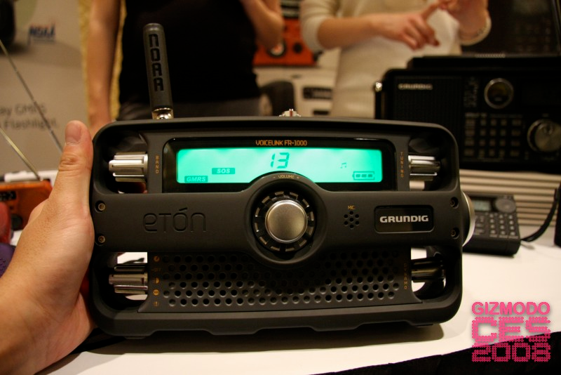 Illustration for article titled Grundig Eton FR1000 Voicelink Survival Radio Is Gorgeous